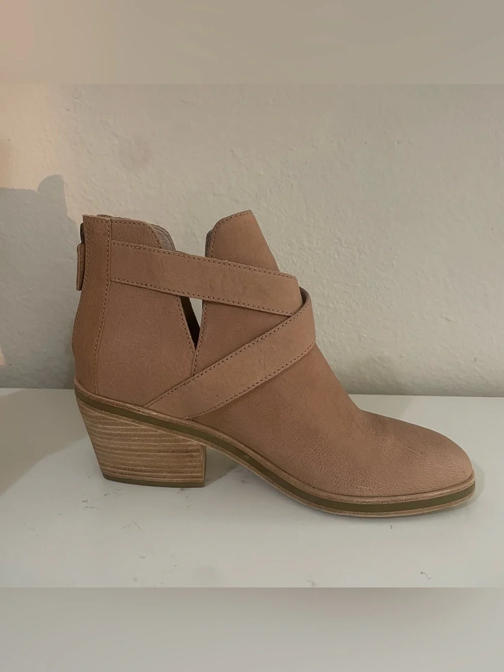 Eileen Fisher Derby Leather Ankle Booties Size 10